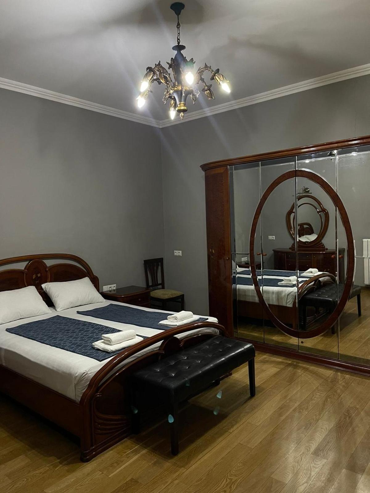 Apartment Anzi Batumi Exterior photo