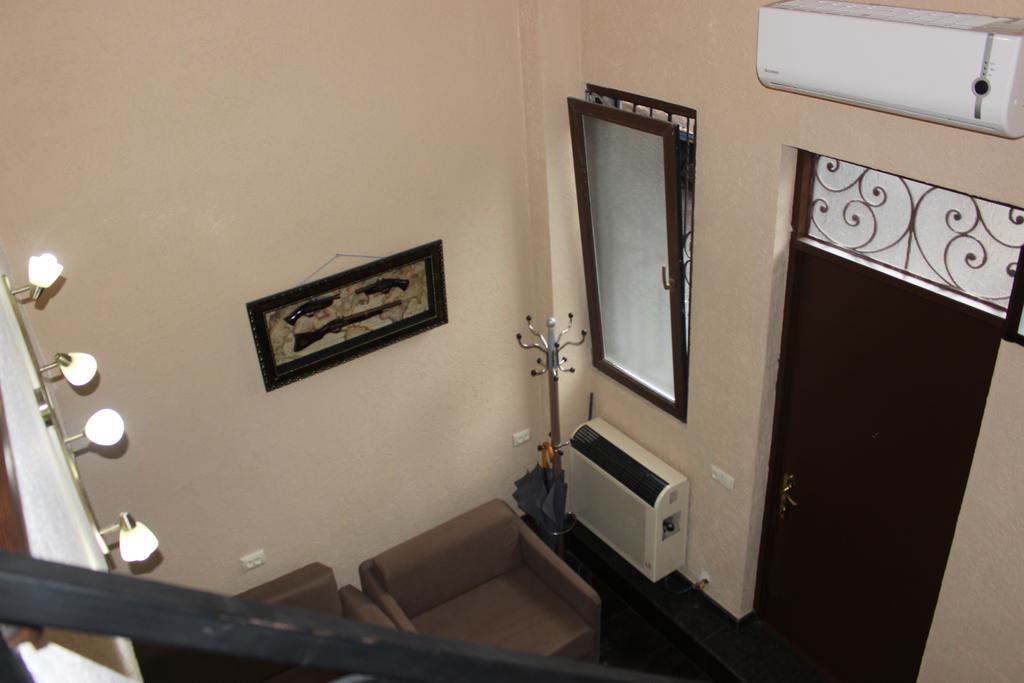 Apartment Anzi Batumi Room photo