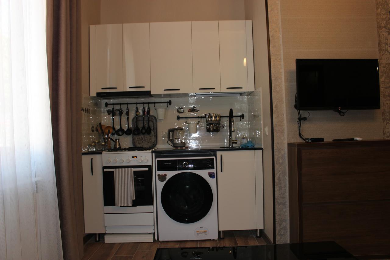 Apartment Anzi Batumi Exterior photo